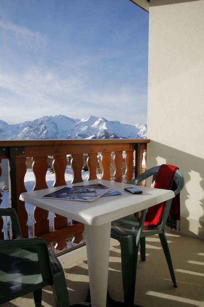 Hotel Eliova Le Chaix Alpe d'Huez ภายนอก รูปภาพ